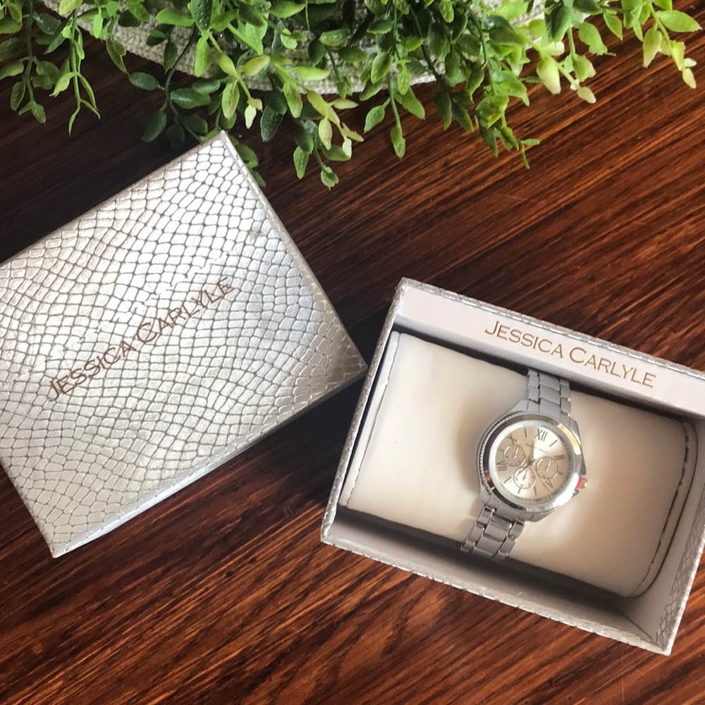 Silver Jessica Caryle watch